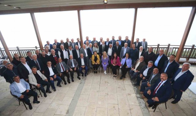 Başkan Avni Örki muhtarlarla buluştu