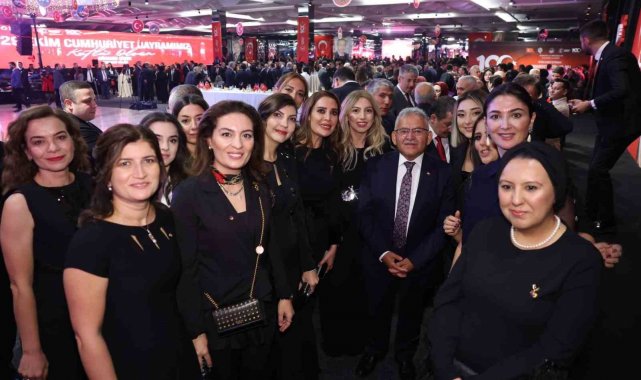 Başkan Büyükkılıç: "Eserlerimizle taçlandırarak birlik, beraberlik anlayışı içerisinde yola devam"