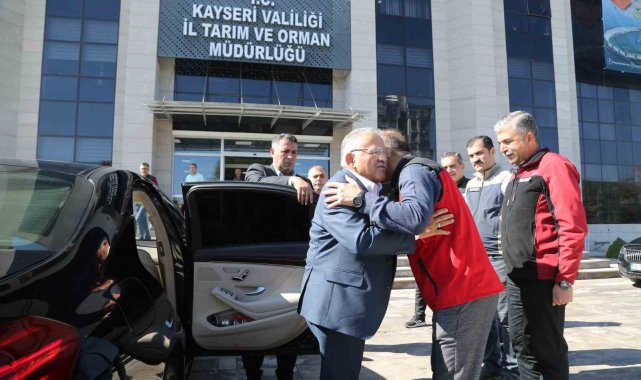 Başkan Büyükkılıç'tan İl Tarım ve Orman Müdürü Saklav'a hayırlı olsun ziyareti