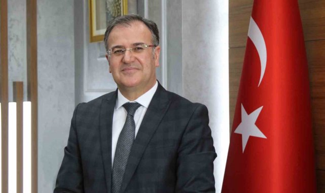Başkan Özdoğan: "Cumhuriyet, ülkemizi çağdaş dünyanın bir parçası haline getirmiştir"