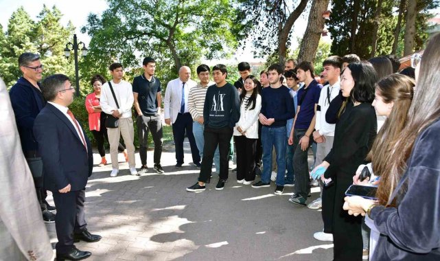 BAÜN Rektörü Prof. Dr. Yücel Oğurlu TÖMER'de