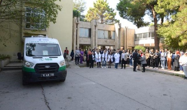 Bedeni tıp fakültesine bağışlanan Kıbrıs gazisinin cenazesi, törenle ailesine teslim edildi