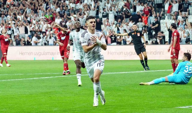 Beşiktaş'ta Burak Yılmaz'dan, derbide Rashica'ya özel görev