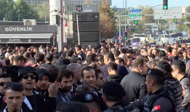 Beşiktaşlı taraftarların derbi yolculuğu başladı
