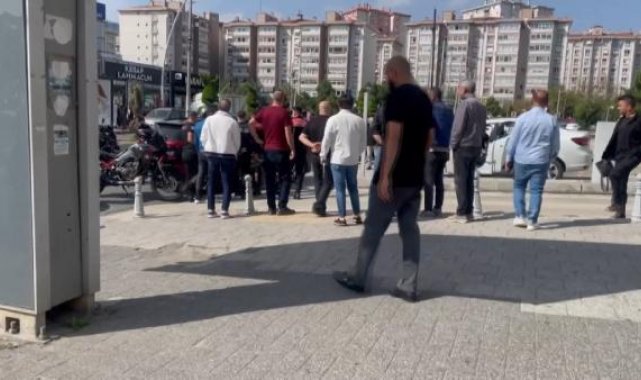 Beylikdüzü'nde otopark kapısı açılmadı diye havaya ateş açtı