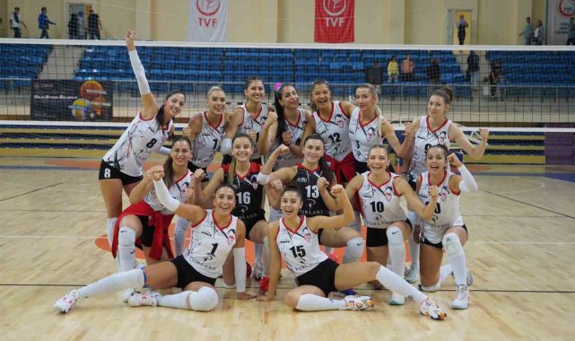 Bilecik Belediye Spor Voleybol Takımı TVF Kadınlar 2. Lige galibiyet ile başladı