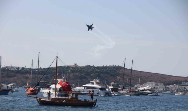 Bodrum'da nefes kesen gösteri