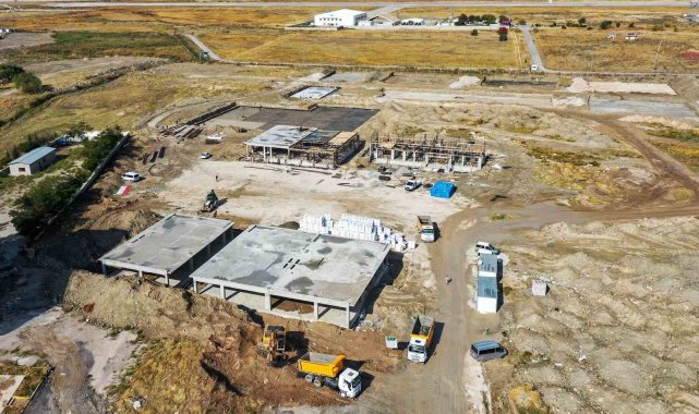 Bölgenin ilk sosyal hizmet kampüsünün inşaatı hızla yükseliyor