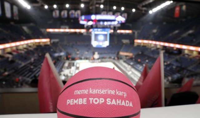Boyner, 'Pembe Top Sahada' projesine 6'ncı kez destek oldu