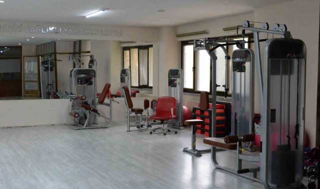 Bozüyük Belediyesi, spor salonlarını halka açıyor