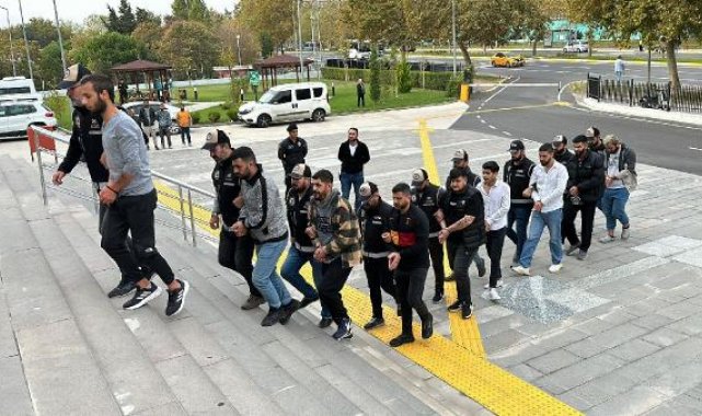 Bulutlar Çetesi'ne operasyonda, şüphelilerden 12'si adliyede