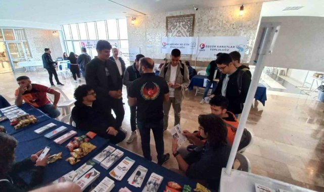 Burdur'da emniyet ekiplerinden üniversite öğrencilerine bilgilendirme faaliyeti düzenlendi