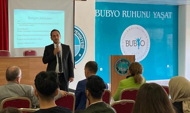 Burhaniye MYO'da açılış dersi ve oryantasyon eğitimi