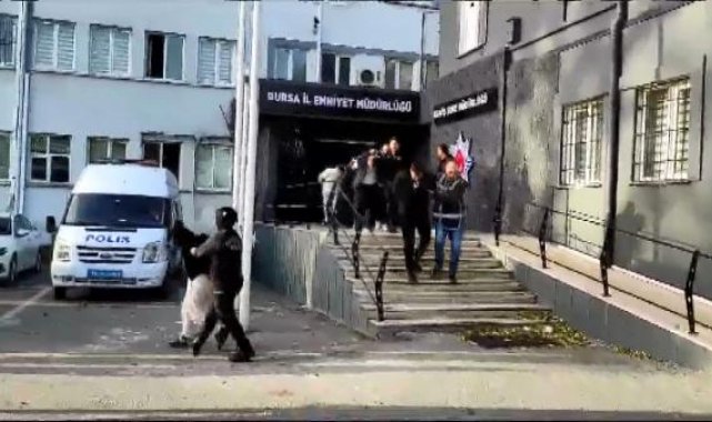 Bursa merkezli 3 ilde fuhuş operasyonu: 13 gözaltı