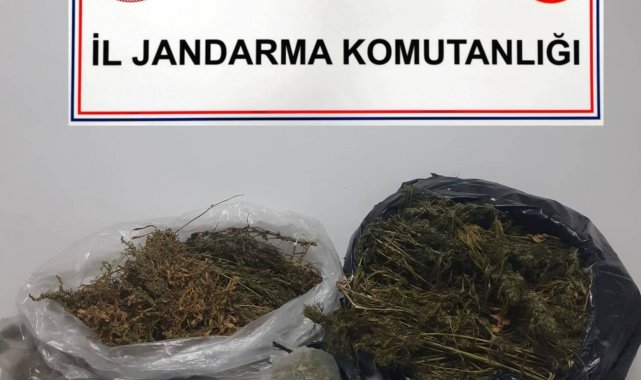 Çal'da 2 uyuşturucu taciri gözaltına alındı