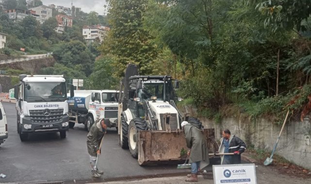 Canik'te sağanak yağışa karşı yoğun çalışma
