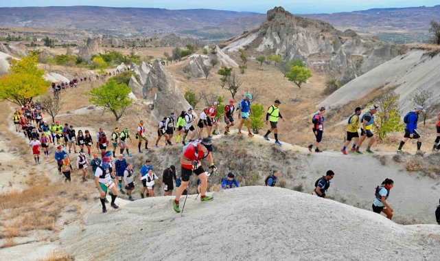 Cappadocia Ultra Trail dünyasının en iddialı isimleri Kapadokya'da koşacak