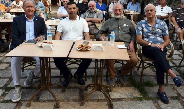 Caz müziğin efsanesi 'Maffy' Kuşadası'nda anıldı