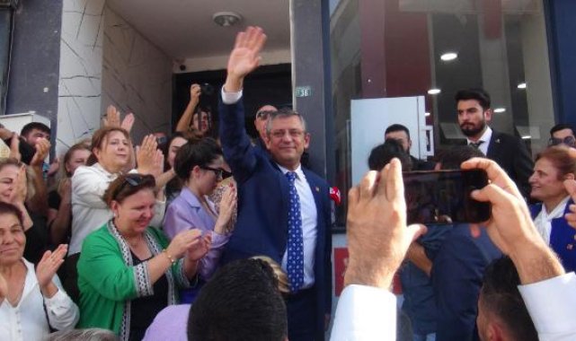 CHP'li Özel: Marifet kongre salonundan 81 il başkanıyla birlikte çıkabilmektir