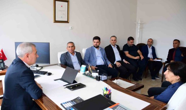 Çınar, imar komisyonu üyeleriyle bir araya geldi