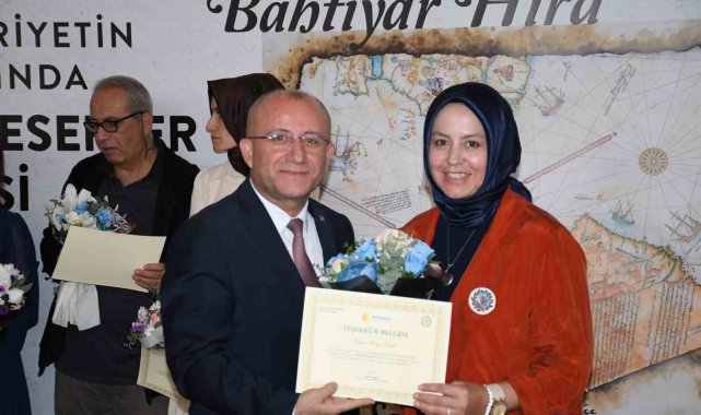 Cumhuriyet'in 100. yılına özel zirve eserler sergisi