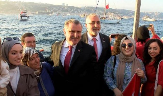 Cumhuriyet'in 100'üncü yılı Boğaz'da coşkuyla kutlandı