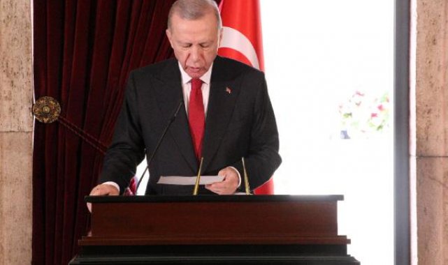 Cumhuriyet'in 100'üncü yılında devlet erkanı Anıtkabir'de