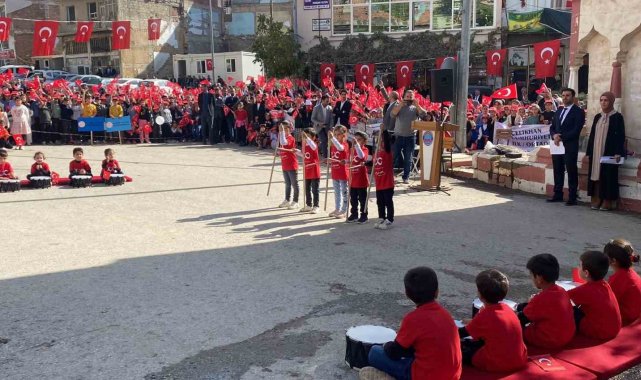 Cumhuriyetin 100. Yılı, Çelikhan'da coşkuyla kutlandı