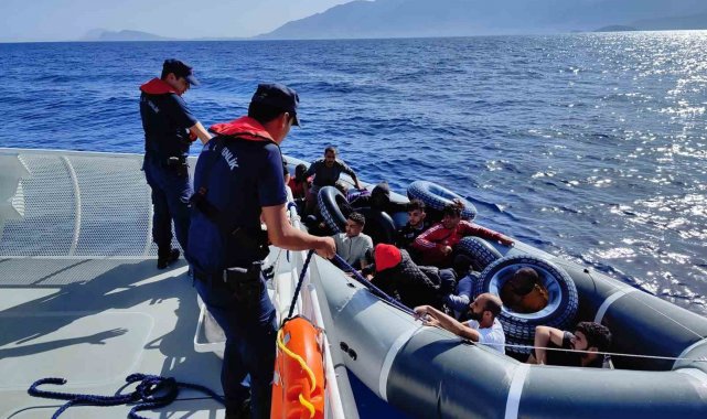 Datça'da 70 düzensiz göçmen kurtarıldı