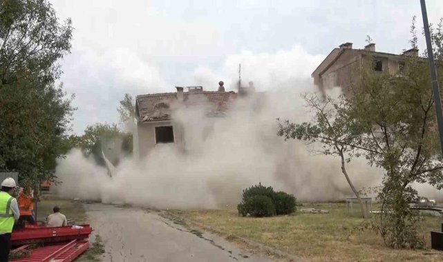 Deprem kapıda ama evlerini test ettiren yok