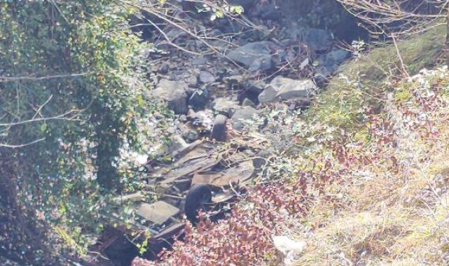 Dere yatağına düşen otomobildeki baba ile kızı, yan yana toprağa verildi