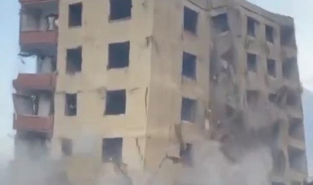 Diyarbakır'da 6 katlı bina, yıkım sırasında çöktü