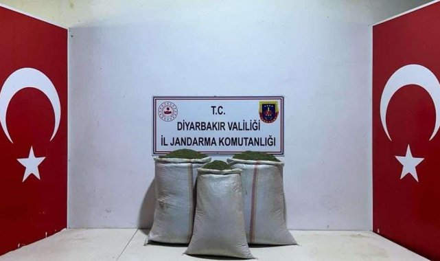 Diyarbakır'da 97 kilo toz esrar ele geçirildi