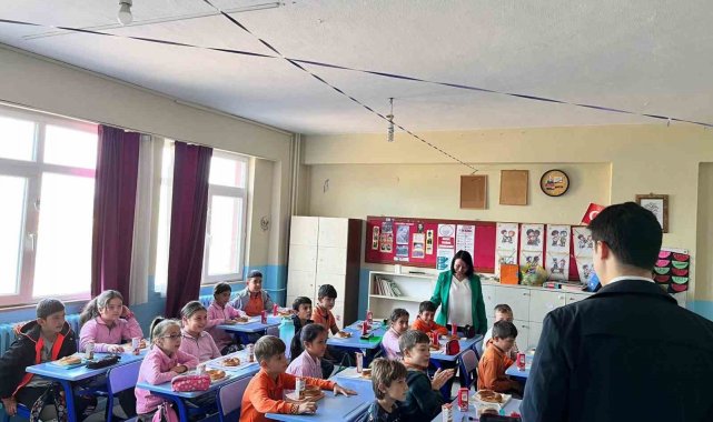 Düzenlenen kahvaltı programına katılım sağlandı