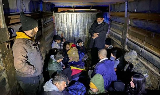 Edirne'de 1090 kaçak göçmen yakalandı, 25 organizatör gözaltına alındı