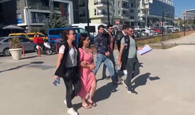 Edirne'de göçmen kaçakçısı kadın ve suç ortağı tutuklandı