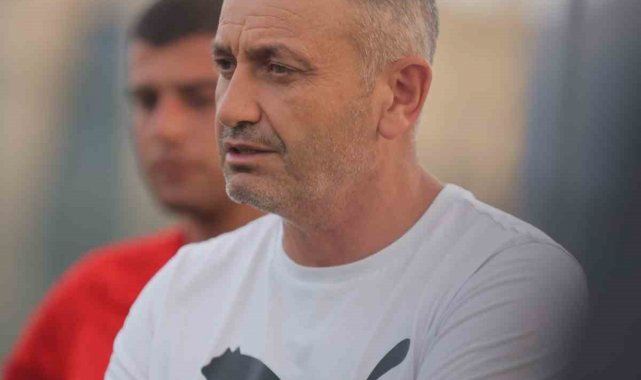 Efeler 09 SFK Teknik Direktörü Kanber: "Önemli bir galibiyet aldık"