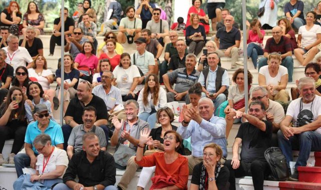 Efeler'in kitap festivali sona erdi