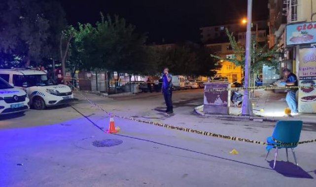 Elazığ'da tartıştığı husumetlisini silahla vurdu
