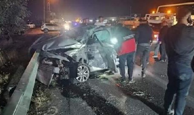 Elazığ'da yolcu otobüsü otomobile çarptı: 2 yaralı