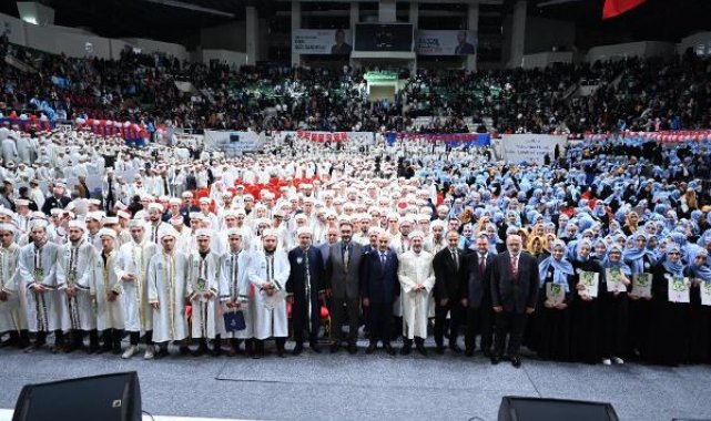 Erbaş: Hafızlarımızın eğitimlerini devam ettirip akademisyen olmaları bizim için çok önemli