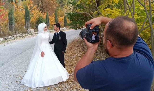Evlenecek çiftler düğün fotoğrafları için Spil'i tercih ediyor