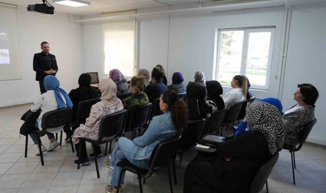 Evlilik okulunda 300'ün üzerinde çift eğitim aldı