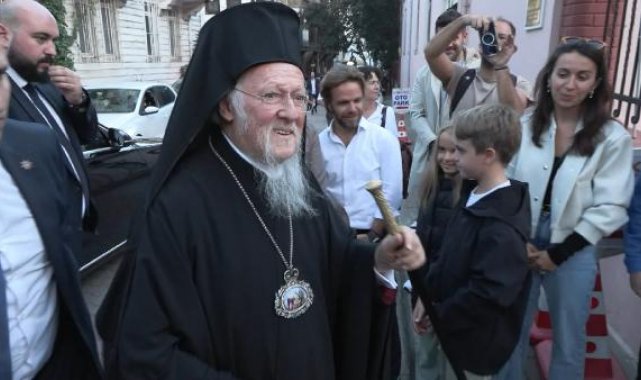 Fener Rum Patriği Bartholomeos: Vatikan'a diktiğimiz zeytin ağacının neden ürün vermediğini bu günlerde görüyoruz