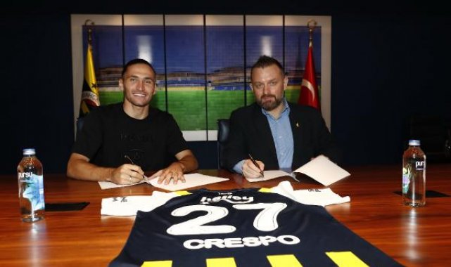 Fenerbahçe, Miguel Crespo'nun sözleşmesini 1 yıl daha uzattı