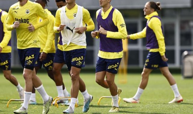 Fenerbahçe, Spartak Trnava maçının hazırlıklarına ara vermeden başladı