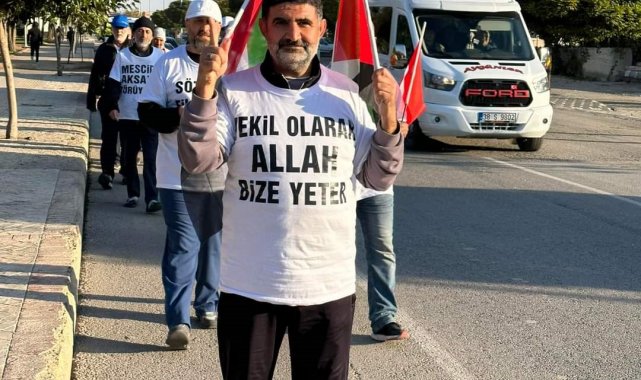 Filistin'e yürüyerek gitmek için yola çıkan grup Niğde'ye ulaştı