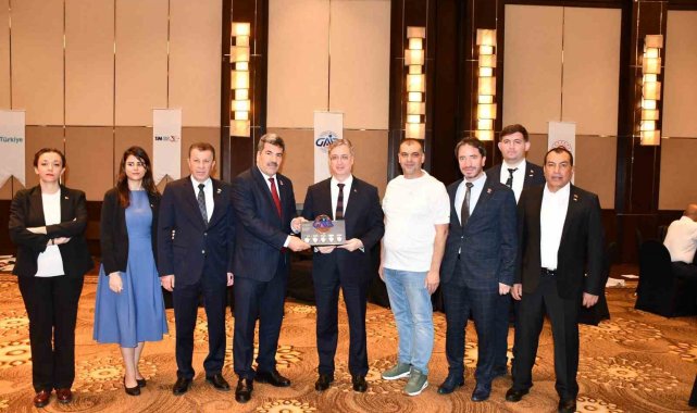 Gaziantepli Halıcılar Malezya'ya çıkarma yaptı