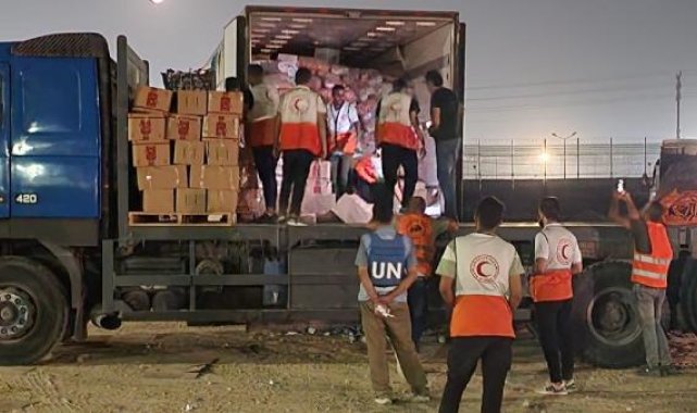 Gazze'ye 15 TIR'lık insani yardım