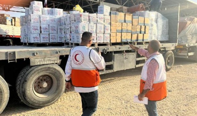 Gazze'ye 20 TIR'lık insani yardım malzemesi
